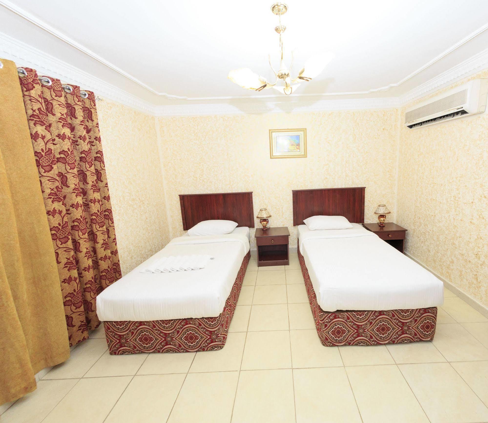 Gulf Hotel Apartment الخليج للشقق الفندقية Muskat Bagian luar foto